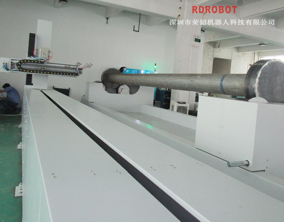 大型压铸件自动往复喷漆机械手