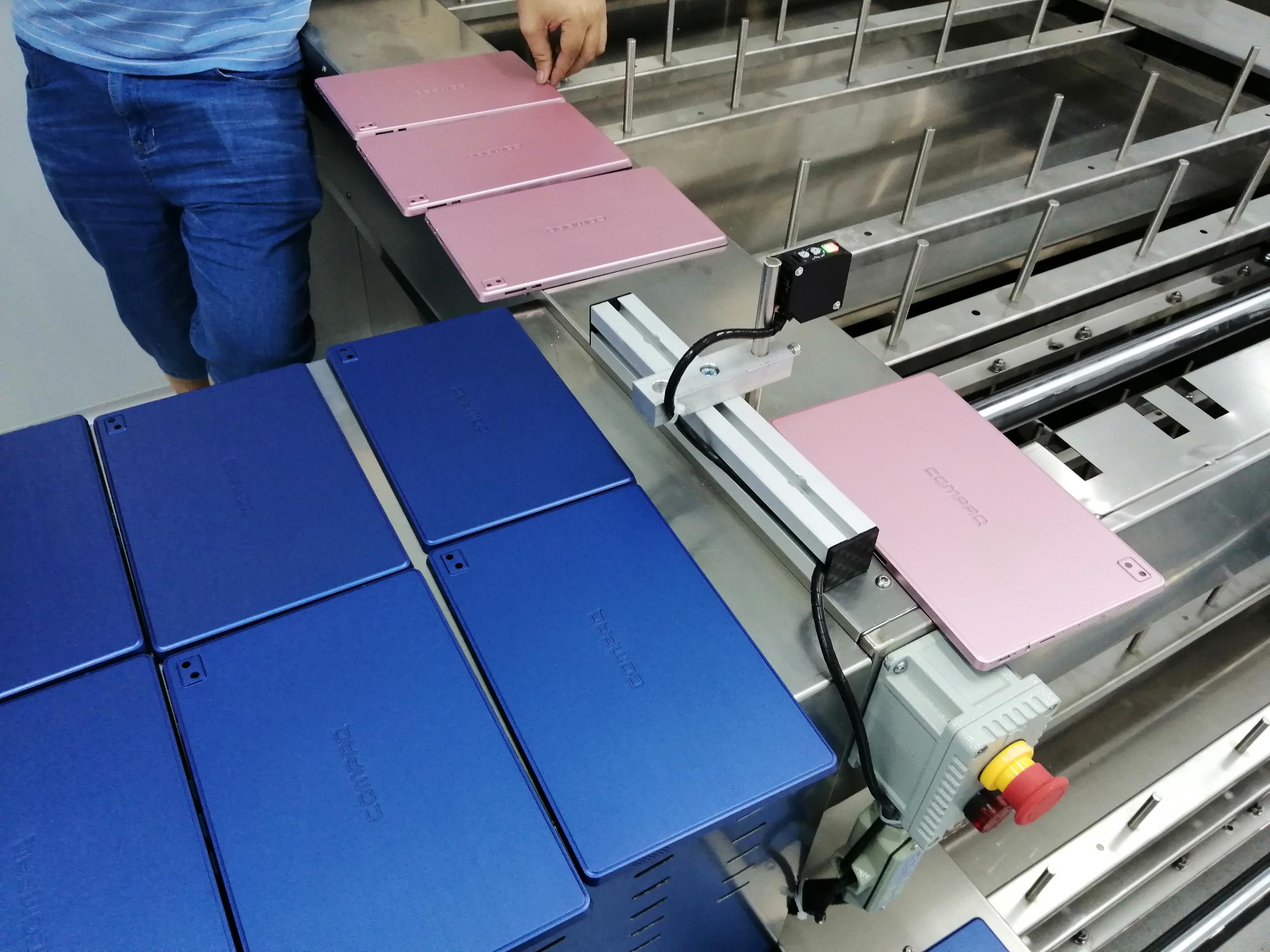 笔记本外壳智能机械人全自动喷涂线