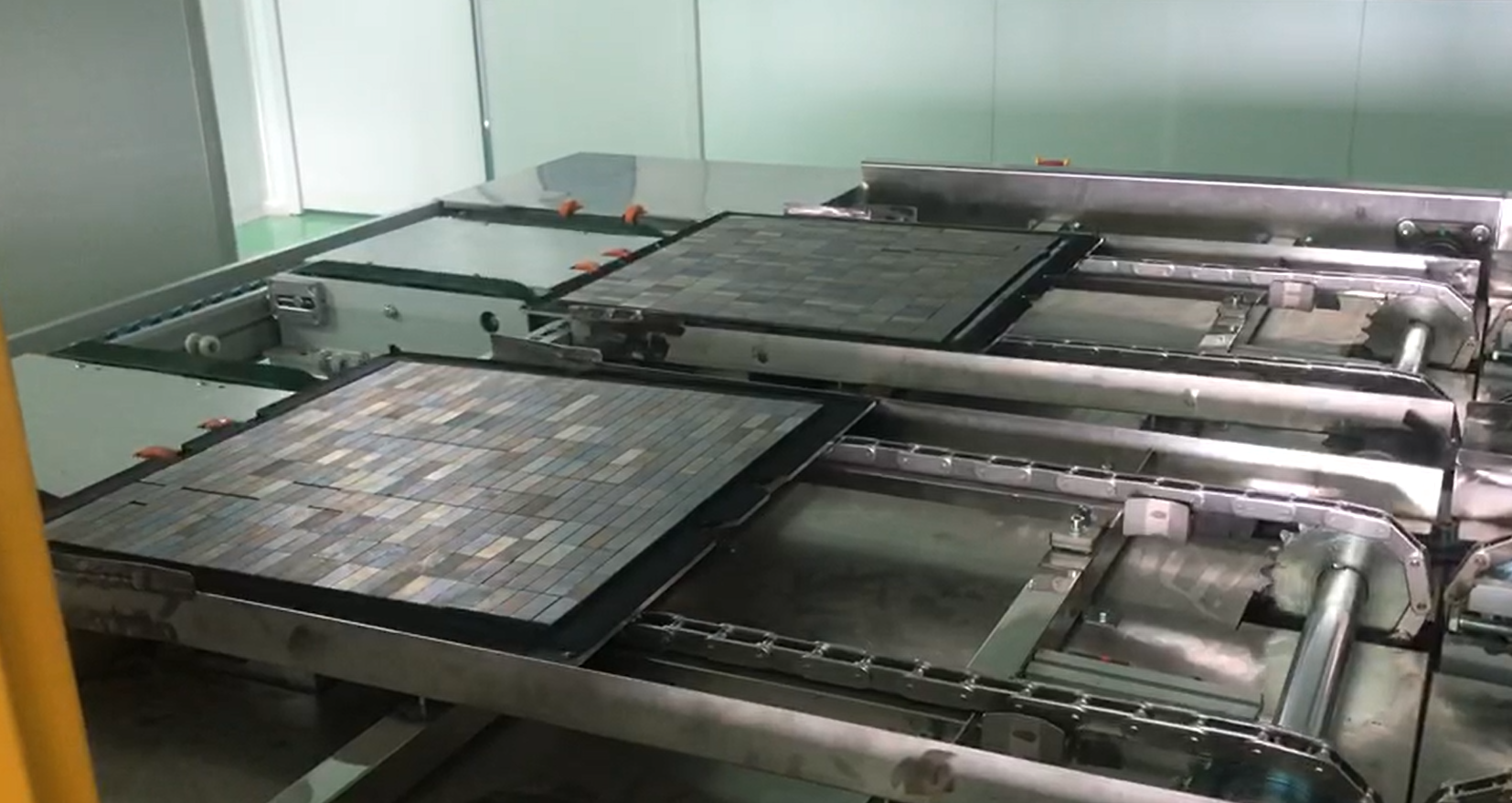 从“整体掺杂”到“精准强化”：767彩票定义稀土永磁晶界扩散涂覆新标准